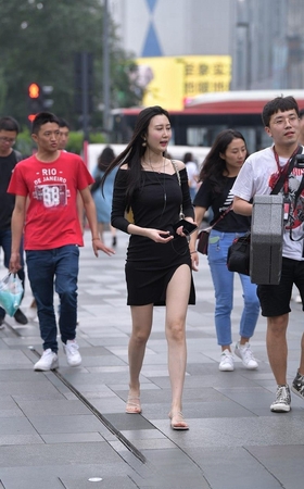好身材，好美的女人3A3990[633M]