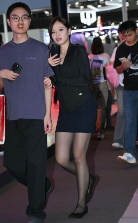 SH25-20-50√黑丝平底鞋女友 7P