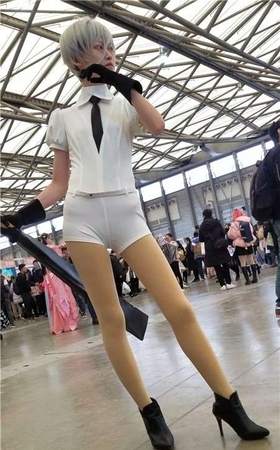 4k-短裤长腿高跟丝袜cosplay的美少女