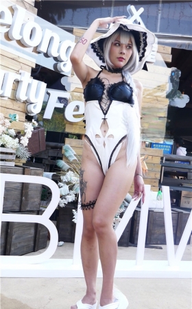 纹身小妹
