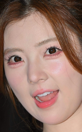 26825-7-128√粉嫩白白净净的春晓，她又来咯～ 14P