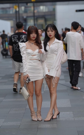 美如碧玉