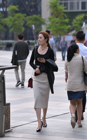 高跟鞋小姐姐