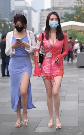 性感美胸小姐姐
