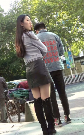 长筒靴皮裙气质街拍魅力身材极品女神姐姐
